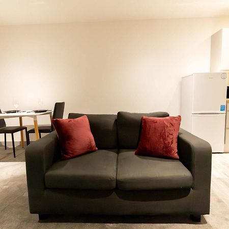Stunning 2 Bedroom Apartment In Wallasey Eksteriør billede
