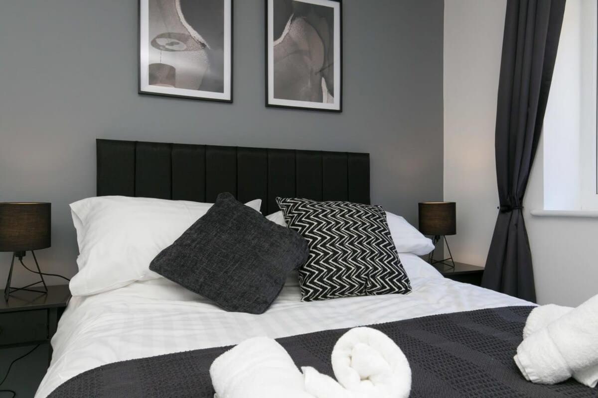 Stunning 2 Bedroom Apartment In Wallasey Eksteriør billede