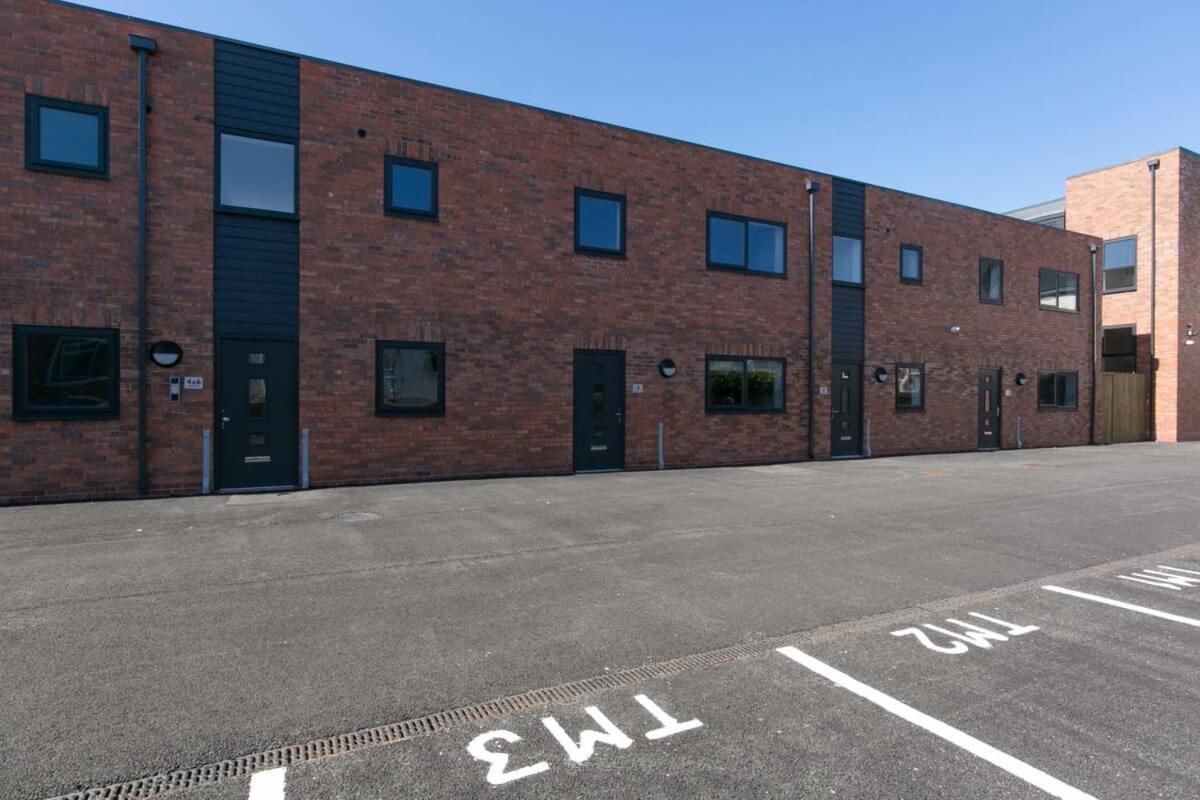 Stunning 2 Bedroom Apartment In Wallasey Eksteriør billede